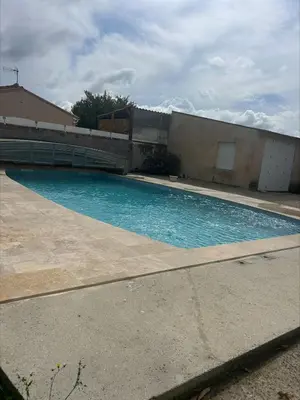 Piscine de l'établissement Charming family home with pool! ou située à proximité