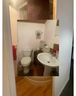 Salle de bains dans l'établissement Maison Le puits du bonheur