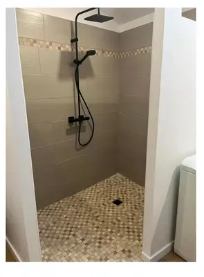Salle de bains dans l'établissement Appartement calme