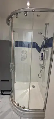 Salle de bains dans l'établissement Studio Cosy entièrement rénové - Centre Historique