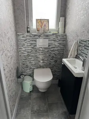 Salle de bains dans l'établissement Petit studio attenant à la maison