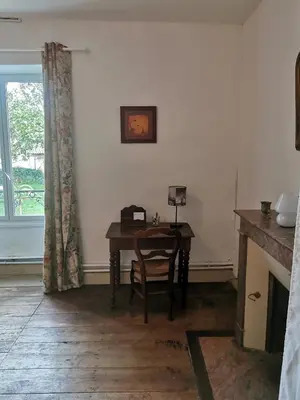 Plan de l'établissement Grande maison de ville avec jardin Valence en Poitou pour 8 à 14 personnes