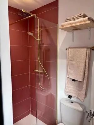 Salle de bains dans l'établissement Le Cocon Vert