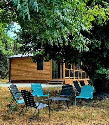 Plan de l'établissement Chalet confort, Proche Puy duFou, plan d'eau privé