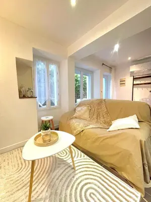 Coin salon dans l'établissement Le cosy duplex de l'Isle d'Espagnac