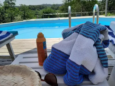 Piscine de l'établissement Chez Rambaud ou située à proximité