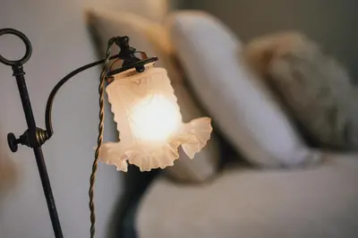 Un ou plusieurs lits dans un hébergement de l'établissement Chez Guilem chambre rose