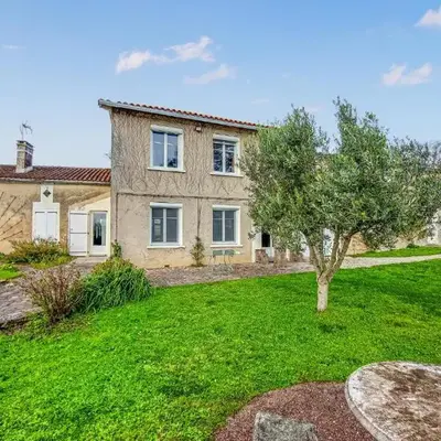 Cozy Home In Touvre With Wifi