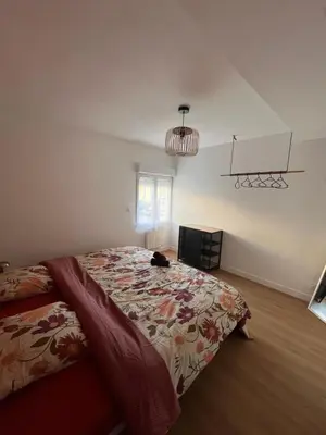 Un ou plusieurs lits dans un hébergement de l'établissement Logement autonome pour 2 à 4 personnes