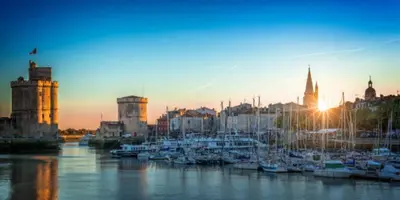 Vue générale sur La Rochelle ou vue de la ville depuis l'appartement