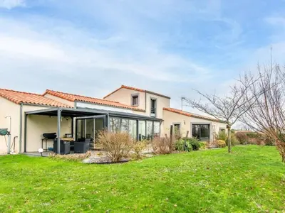 Jardin de l'établissement DUXCAAR Mervent