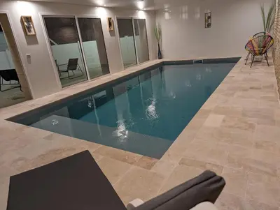 Piscine de l'établissement Gîte proche du Futuroscope ou située à proximité