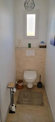 Salle de bains dans l'établissement La maison du saule