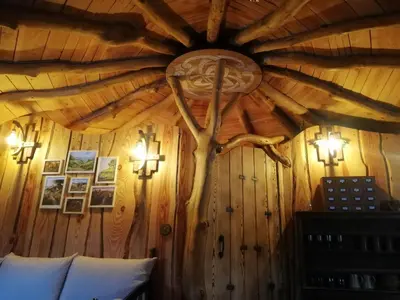 Plan de l'établissement Cabane de Hobbit insolite proche Futuroscope - Le Coteau des Fadets