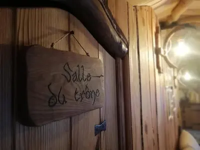 Plan de l'établissement Cabane de Hobbit insolite proche Futuroscope - Le Coteau des Fadets