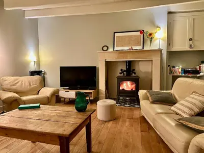 Coin salon dans l'établissement Villa Lucienne, maison de charme à la campagne