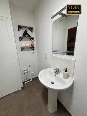 Salle de bains dans l'établissement Le Logis, Appartement moderne en centre ville