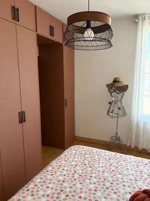 Un ou plusieurs lits dans un hébergement de l'établissement Petite maison de ville quartier théâtre et Jardin Public
