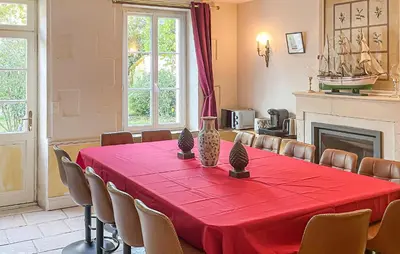Plan de l'établissement Charmante Maison Avec Piscine