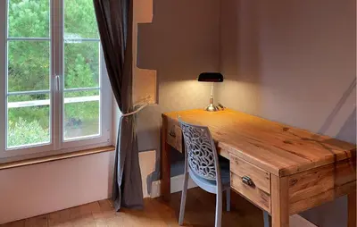 Plan de l'établissement Charmante Maison Avec Piscine