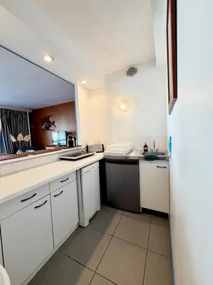 Cuisine ou kitchenette dans l'établissement Vue sur port de la Rochelle et place de Parking
