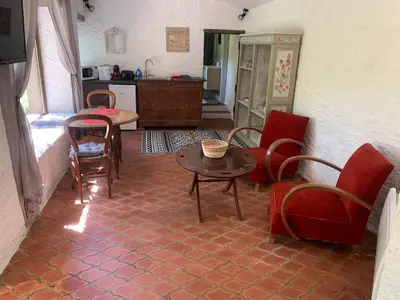 Cuisine ou kitchenette dans l'établissement Gîte d'étape en pleine nature