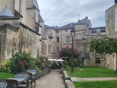 Jardin de l'établissement La Bonne Vie Gite