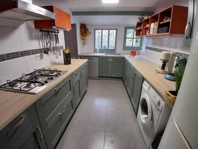 Cuisine ou kitchenette dans l'établissement GITE en DEPLACEMENT UNIQUEMENT