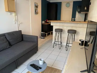 Cuisine ou kitchenette dans l'établissement Appartement avec terrasse à 20 de la plage