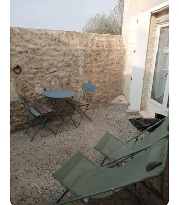 Terrasse ou espace extérieur de l'établissement Studio cocooning entre Fouras et Rochefort