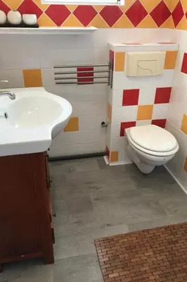Salle de bains dans l'établissement Holiday Home Haus La Rochelle by Interhome