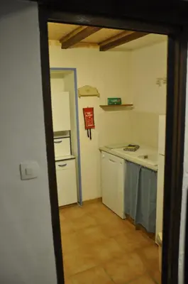 Cuisine ou kitchenette dans l'établissement Les Glycines Gîtes - Les Petites Pierres gîte