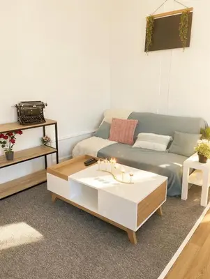 Coin salon dans l'établissement Le repos poitevin Le Floral