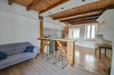 Cuisine ou kitchenette dans l'établissement maison de village