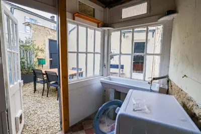 Télévision ou salle de divertissement dans l'établissement Le point Central #hypercentre #2 chambres