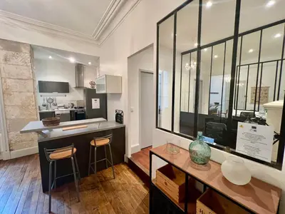 Cuisine ou kitchenette dans l'établissement Spacieux T2 centre ville de Poitiers