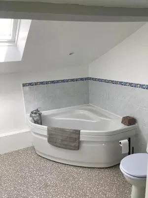 Salle de bains dans l'établissement La maison du plessis