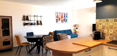 Cuisine ou kitchenette dans l'établissement Appartement sur la plage