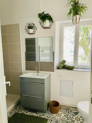 Salle de bains dans l'établissement L entre deux charentes