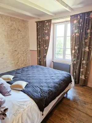 Un ou plusieurs lits dans un hébergement de l'établissement House And Playful Barn