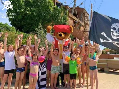 Enfants séjournant dans l'établissement Mobil-home cosy à Châtelaillon-Plage, 6 pers - API-1-52-1609