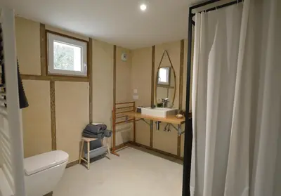Salle de bains dans l'établissement Chambre d'hôtes La Folie