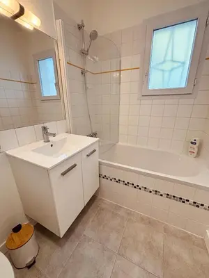 Salle de bains dans l'établissement Charming new studio