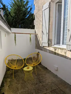 Balcon ou terrasse dans l'établissement Maison cosy 3 chambres - Quartier des Dunes