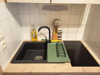 Cuisine ou kitchenette dans l'établissement Studio T1 NIORT proche MAIF et Pôle Universitaire