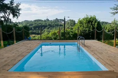 Piscine de l'établissement Le Blanc Spa ou située à proximité