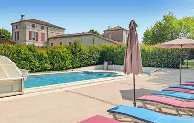 Piscine de l'établissement Stunning Home In Chadurie ou située à proximité