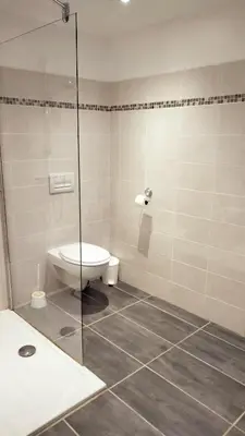 Salle de bains dans l'établissement Gîte 3 étoiles aux portes du Marais Poitevin