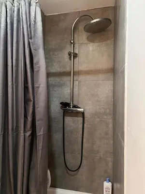 Salle de bains dans l'établissement 3- Le figuier mauve