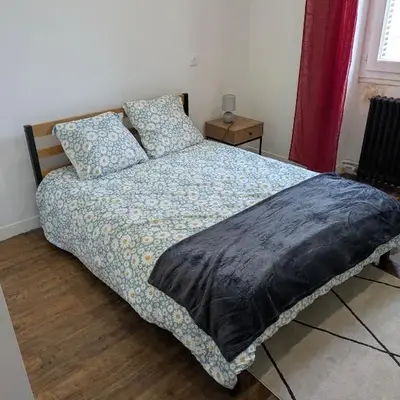 Townhouse in Poitiers Center